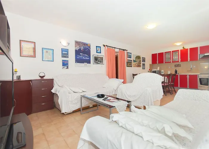 Daire Maksim Rogoznica (Sibenik-Knin)