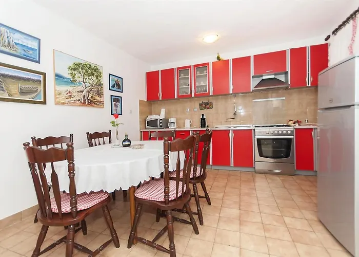 公寓 Maksim 罗戈兹尼察